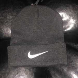 Black Nike beanie